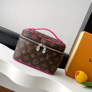 Louis Vuitton Nice Mini Vanity Pondichery Pink